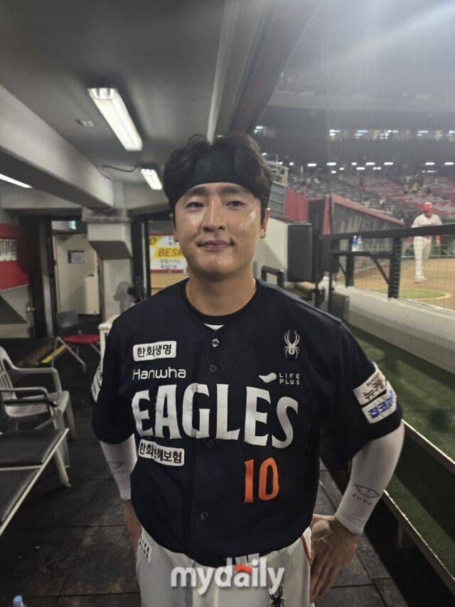 “한 손을 딱 놓으니까 중심에…” 한화 28세 외야수가 타격에 눈 떴나, 알고 보니 광주가 ‘약속의 땅’[MD광주]