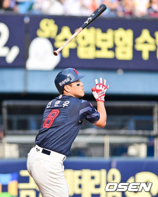 ‘압도적 3강→11G 3승 8패’ 위축되는 롯데, 원클럽맨 캡틴이 외쳤다 “벌어놓은 승리 까먹지 말고 다시 올라가보자”
