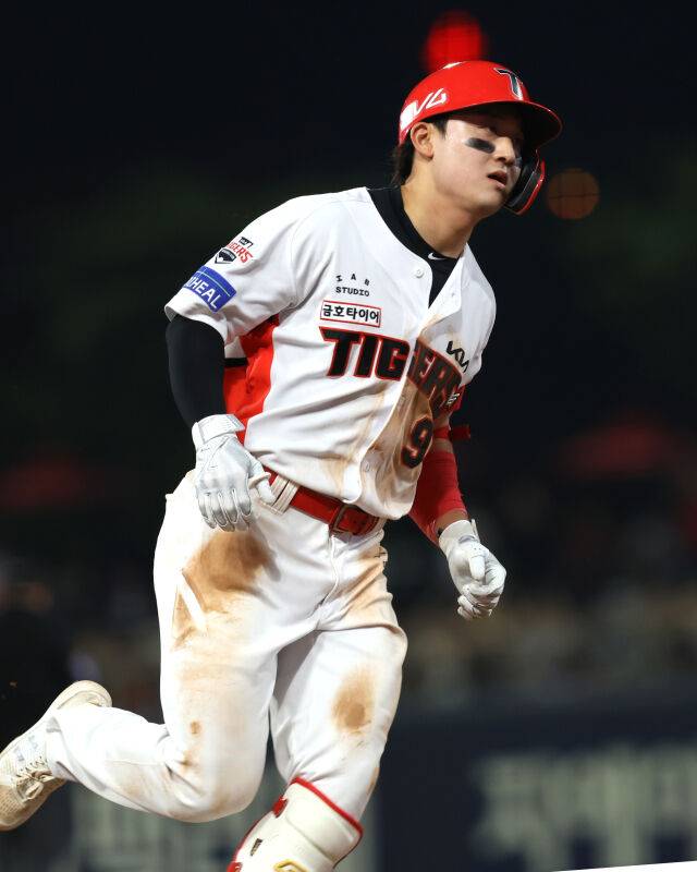 “폰세 잘 던지지만” KIA와 꽃범호 승부수…KBO 9승·ERA 1.80 최고투수 상대로 ‘윤도현 리드오프’[MD광주]
