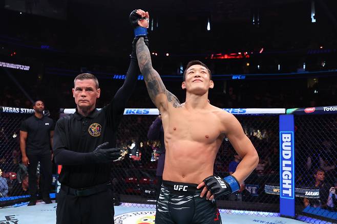 “UFC 챔피언 벨트를 정찬성에게” 유주상 미쳤다, 보너스 6777만원에 데이나 극찬까지
