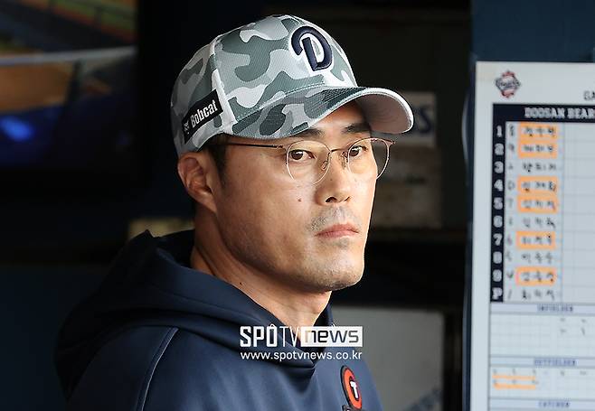 '조성환 대행 체제' 두산, 일주일 2승인데 왜 환영받을까…회피 없는 정면돌파 팬들이 알아봤다