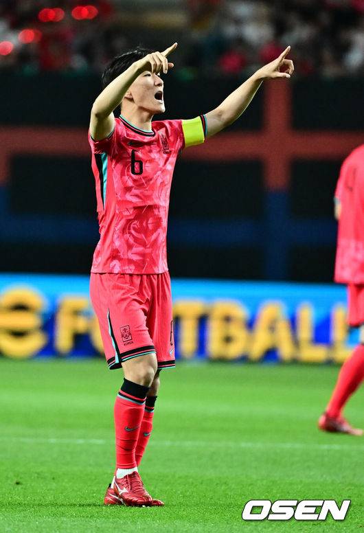 '전진우 A매치 데뷔골 인정!' 한국, WC 예선 무패 보인다...쿠웨이트에 1-0 전반 리드[오!쎈 현장]