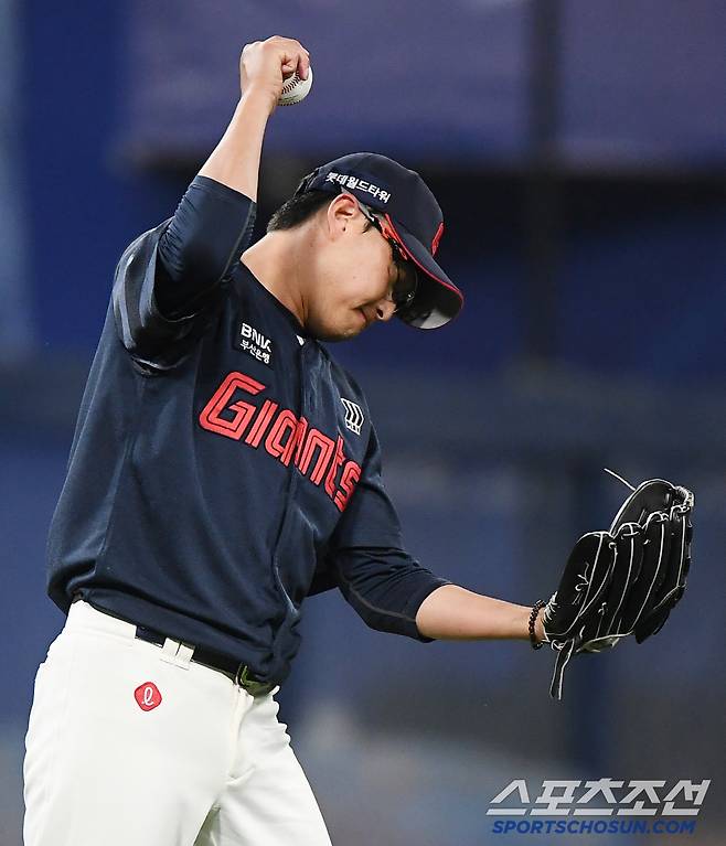 '이럴수가, 4연패 또 무너진 박세웅' 18안타 헌납 롯데, KT에 '충격 대패' [수원 현장]