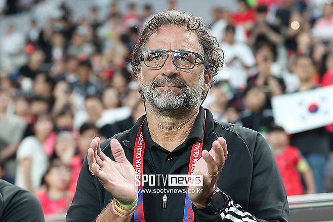 [SPO 현장] 이 정도의 한국 '대찬사' 또 있을까...'라리가 득점왕 출신' 쿠웨이트 감독