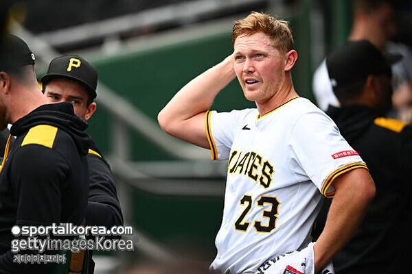 '사기당했다!' FA로 나갈걸 장기 계약 괜히 맺었나…피츠버그 '올스타 에이스' 역투에도 9연패, 어느덧 시즌 21패 페이스