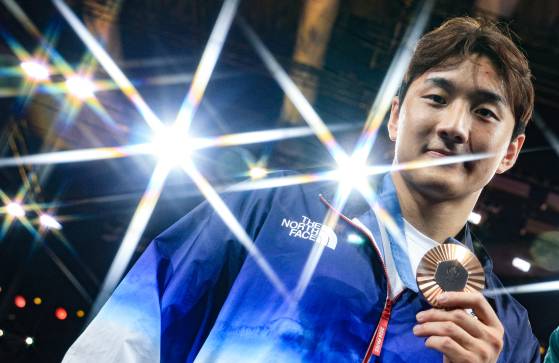 '세계랭킹 1위' 이준환, 생애 첫 세계선수권 우승 도전...남자 81㎏급