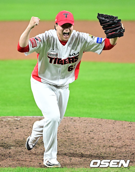 기약없는 2군 생활→데뷔전 구원승→137SV 클로저 우뚝...ERA 11.42 1R 루키도 정해영 길 따라갈까