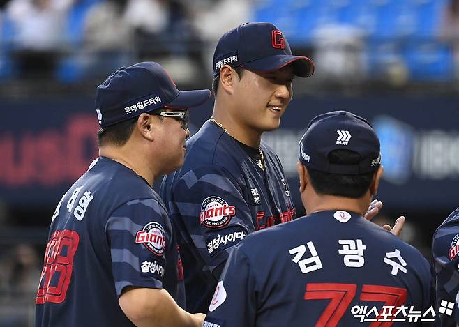 '2연승 도전' 롯데, 12일 '2루수 손호영' 선발 라인업 복귀…김진욱, 54일 만의 선발 등판 [수원 현장]