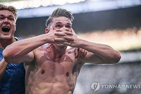 '세계 1위 분노'…'경기 안 뛸 거야!' 빅클럽 이적 시켜줄게 '신사협정' 깨질 위기, 요케레스 '경기 파업' 예고