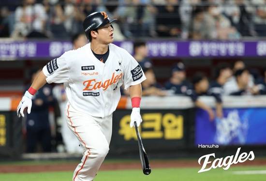 LG 나와! 한화 이글스, '33년 만에' 시즌 40승 선착 대기록 수립!…노시환 동점포+이원석 역전타+김서현 18SV→'두산 5연패 수렁' [대전:스코어]
