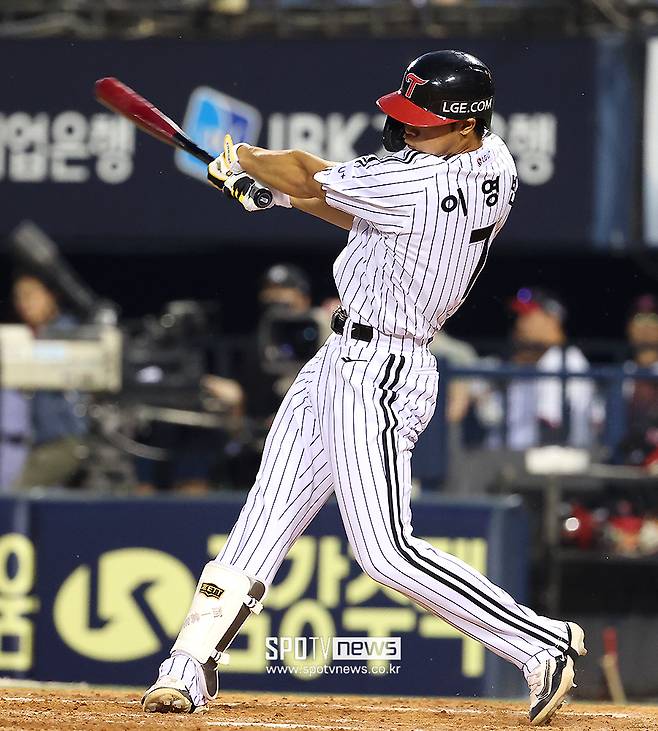 '역적' 독박썼던 그 선수가 LG에 승리를 안겼다…감독도 인정