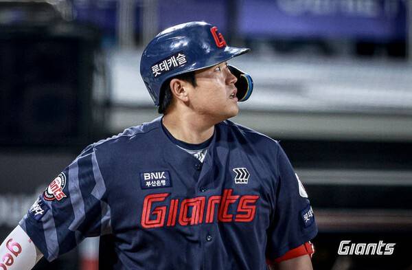 80억 포수는 홈런, 애증의 기대주는 'KKKKK'…롯데 '아픈 손가락'들, '퓨처스 1황' 상무 상대로 빛났다