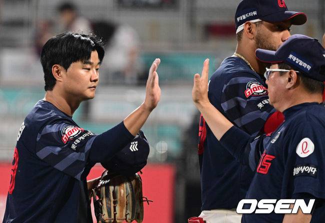 “굉장히 아픈 부위라서…” 5안타 치고도 병원 이송 동료부터 걱정. 초상집 된 롯데, 2연속 위닝인데 아무도 웃지 못했다 [오!쎈 수원]