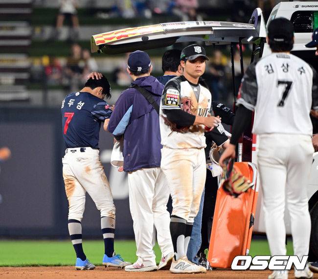 “굉장히 아픈 부위라서…” 5안타 치고도 병원 이송 동료부터 걱정. 초상집 된 롯데, 2연속 위닝인데 아무도 웃지 못했다 [오!쎈 수원]