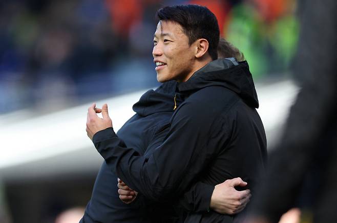 황희찬 이럴 수가, EPL 떠나야 하나...울버햄튼 감독 강력 경고