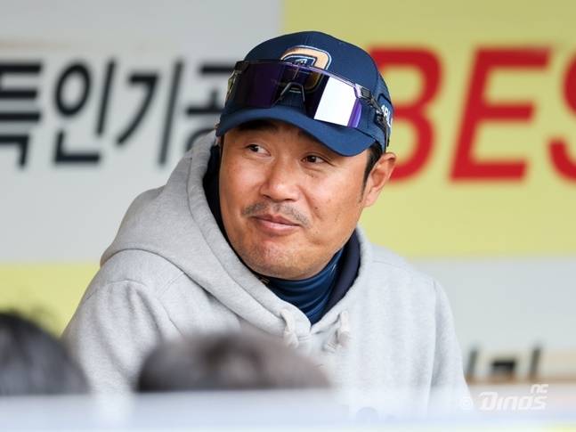 비 올 줄 알고 불펜 8명 총투입→이호준 승부수 통했다! 투수 1명 쓰고 3연승