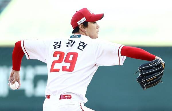 '257억' 돈방석, 그만큼 따라 오는 책임감…푹 쉰 김광현이 돌아온다, '청라돔 시대' 향한 첫걸음은 어떨까