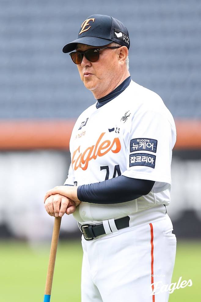 황준서→폰세 ‘선발 변경’ 달 감독 “오래 쉰다고 좋은 것 아냐…황준서 조만간 마운드에 올릴 것” [SS대전in]