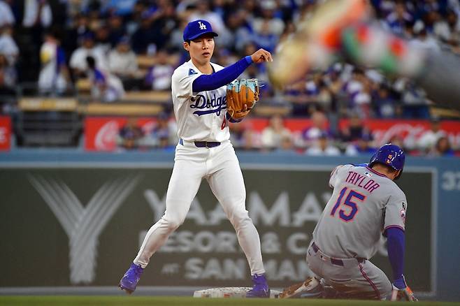 로버츠 감독 '김혜성' 외면한 날…MLB닷컴