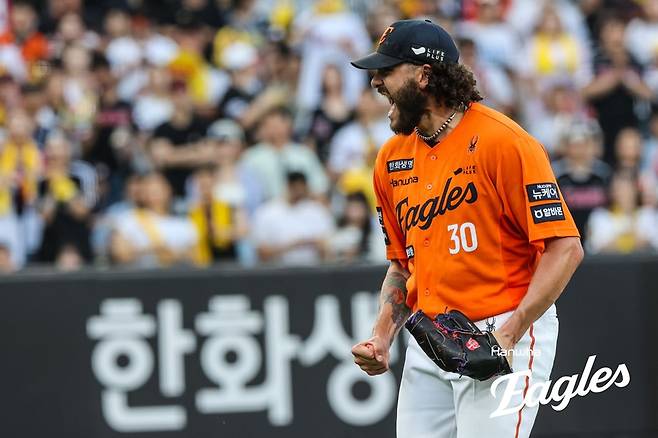 왜 '미리 보는 한국시리즈'인지 증명했다…한화-LG 11회 연장 혈투 끝 2-2 무승부 [대전 게임노트]