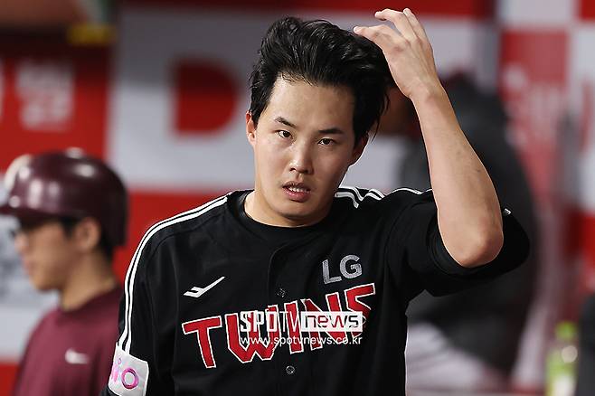 왜 '미리 보는 한국시리즈'인지 증명했다…한화-LG 11회 연장 혈투 끝 2-2 무승부 [대전 게임노트]
