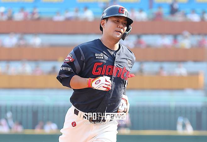 롯데가 에이스 찾았다! 감보아 3연승+클러치맨 전준우 대활약… 롯데, 추신수 은퇴식 경기서 SSG서 승리 [인천 게임노트]