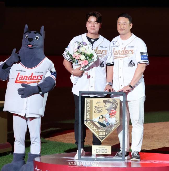 추신수에 성대한 은퇴식 열어준 SSG, '23년 인천맨' 김강민 은퇴식은 어떨까