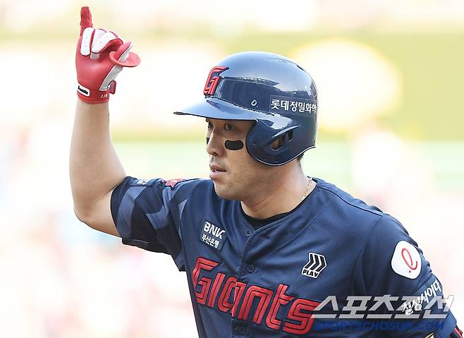 '윤나두황' 돌아오면 얼마나 강해질까! → 캡틴 전준우도 두렵다