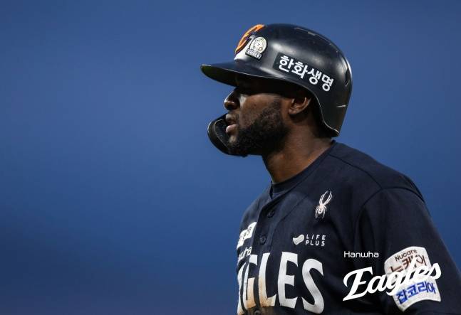 '1위와 0.5G 차' 갈 길 바쁜 한화, 'OPS 0.783→전반기 아웃' 플로리얼 왜 기다렸나