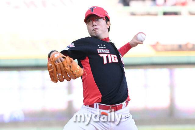 “(양)현종이가 살아야 한다” 꽃범호의 바람을 KIA 대투수가 들었나…김광현은 연장계약, 양현종은 차근차근[MD창원]