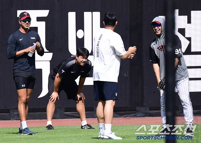 독수리 '캡틴'이 왜 거기서 나와? '웰컴 투 대전 볼파크' 친정 식구들 환영 직접 나선 대장 독수리[대전현장]