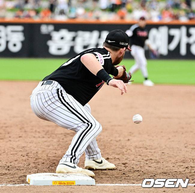 ‘104분 우천 중단, 하늘은 한화 편이었다’ 한화, 33일 만에 1위 복귀하다. LG에 10-5 역전승...LG, 3실책 자멸→2위 추락 [대전 리뷰]