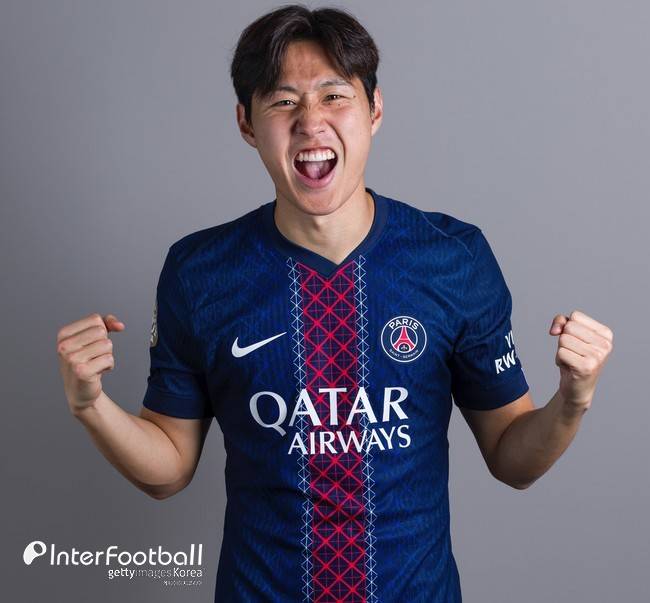 [CWC 리뷰] '교체 투입' 이강인, 드디어 골 넣었다! PK 쐐기골..PSG, 랑글레 퇴장 당한 아틀레티코 4-0 완파