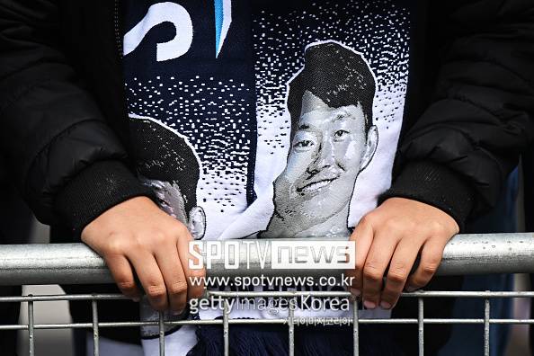 韓 축구 운명 결정될 소식…토트넘 새 감독 “손흥민 작별, 직접 대화하고 결정” 토트넘판 HERE WE GO 떴다 “SON 어느때보다 이적에 열려있어”
