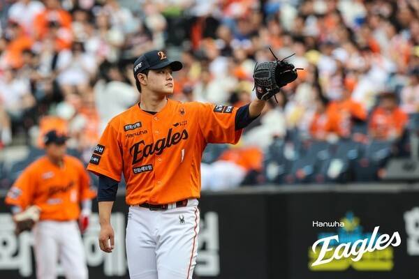 '산소통 챙겼다!' 선두 자격 증명한 한화… 안치홍·노시환 동반 부활에 문현빈 '홈 보살'까지, '우중혈투' 악조건에도 공수 모두 '펄펄'