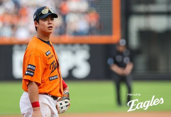 '산소통 챙겼다!' 선두 자격 증명한 한화… 안치홍·노시환 동반 부활에 문현빈 '홈 보살'까지, '우중혈투' 악조건에도 공수 모두 '펄펄'