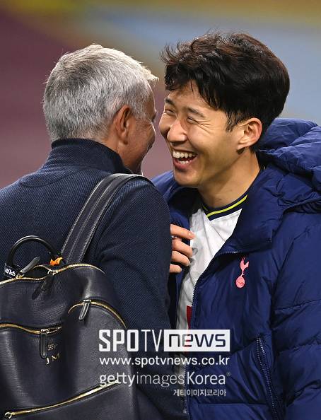 손흥민, '연봉 190억 돈방석' 대박! 무리뉴의 '강렬한 유혹' 등장...토트넘과 동행 여기서 끝날 가능성