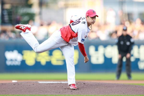 KIA 최고 '히트상품'인데, 한 달째 승리가 없다고? 김도현의 '불'운, '불'붙은 KT 타선 상대로 떨쳐낼 수 있을까