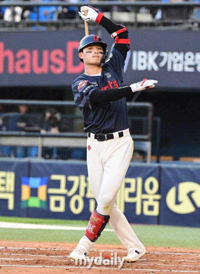 '시간'은 거인의 편? 롯데에 찾아온 희소식…'폐출혈' 멈춘 장두성 훈련 준비+나승엽도 복귀 준비 박차