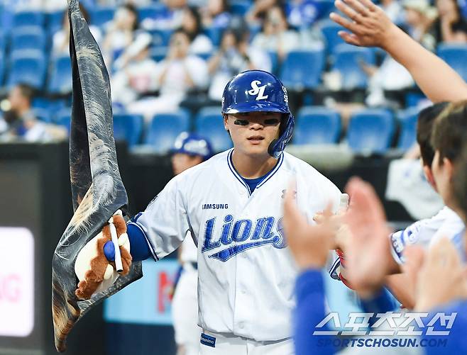 모든게 완벽했다! 원태인 역투+22안타 맹폭+오승환 무실점 → 삼성, 두산 12-1 초토화