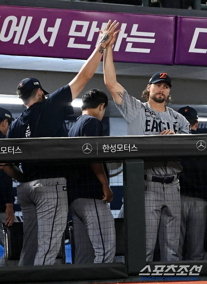 '완봉 무산' 아픔 겪었던 대전 예수, 8회 90개밖에 안됐는데 왜 또 마운드 오르지 못했나 [부산 현장]