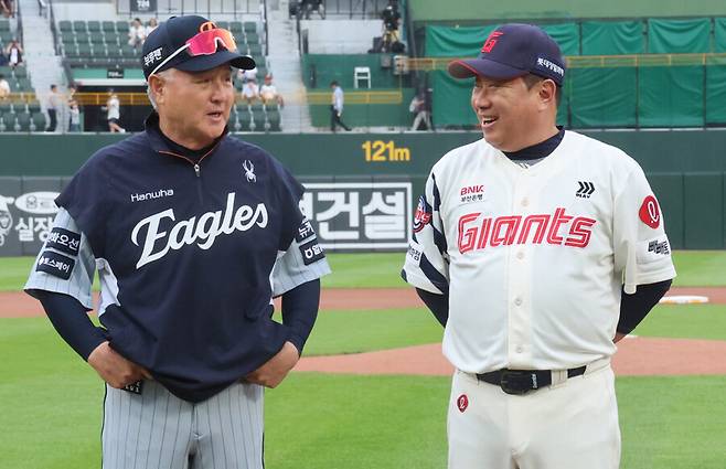 이제 한화는 1위를 지키는 입장이다…김경문
