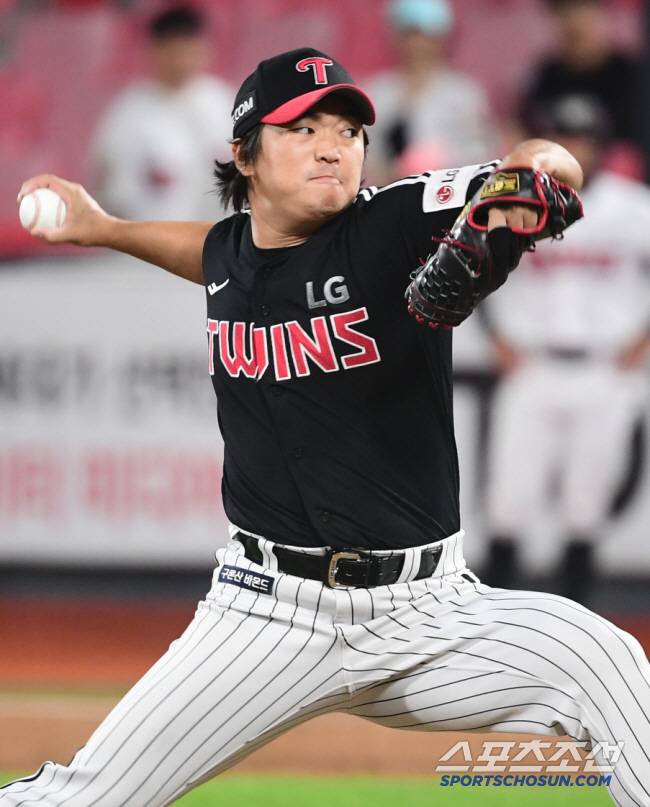 '방출' 고우석, LG 복귀 안 할 수도 있다! → 美CBS 긍정적 분석