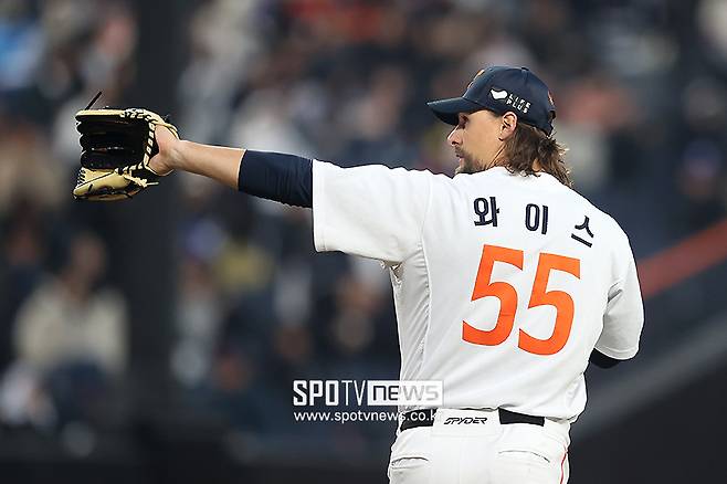 90구만 던졌는데 왜? 한화는 완봉승보다 중요한게 있었다…대전예수도 벤치의 결정을 이해한 이유