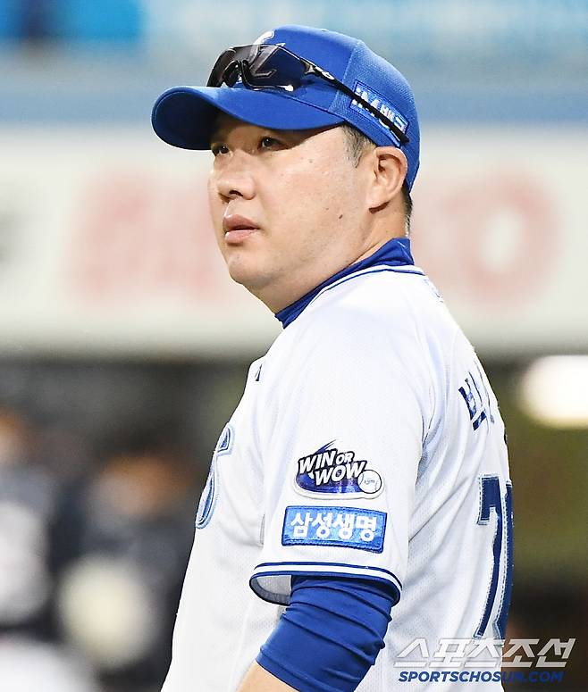 삼성 새 외인 한국 왔다! → 박진만 감독
