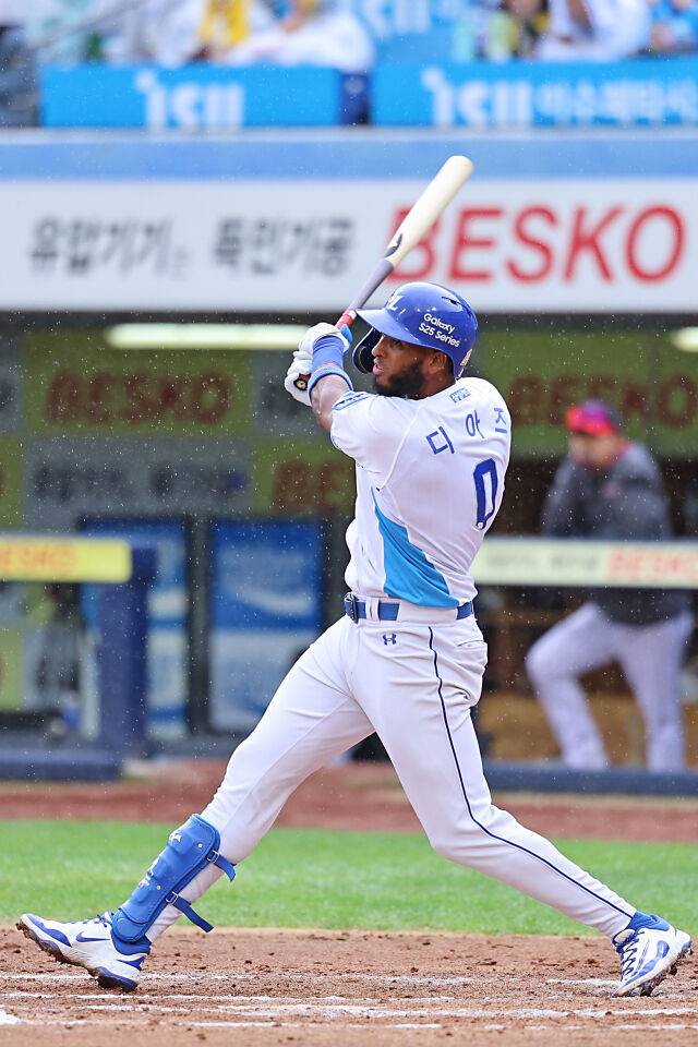 이승엽 아성이 22년만에 무너진다? 삼성 디아즈 미쳤다, 56홈런 페이스…심정수·박병호·나바로 소환