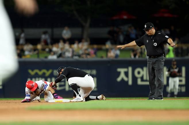 'KIA 대체 어떻게 차포마상 다 떼고...' 이러다 선두권 싸움까지 가세하나, 月 승률 1위+4연승 쾌속질주 '심상치 않다'
