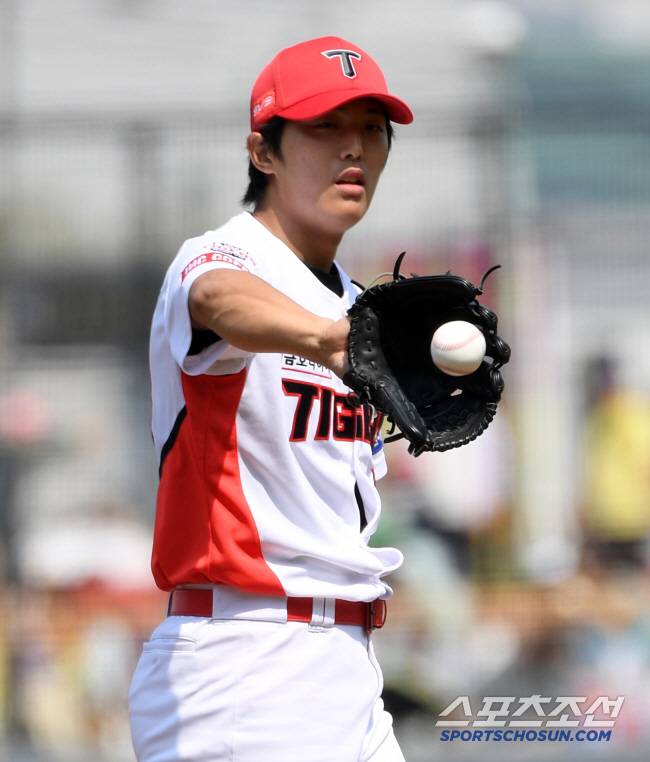 '드디어' 토미존 1년 만에 첫 실전 잡혔다…KIA 좌완 에이스 복귀 임박[광주 현장]