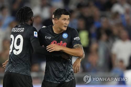 '방출생' 김민재 원하는 곳 나타났다!…나폴리 '철기둥' KIM 복귀 염원→'루카쿠 2배' 연봉 조정은 '필수'