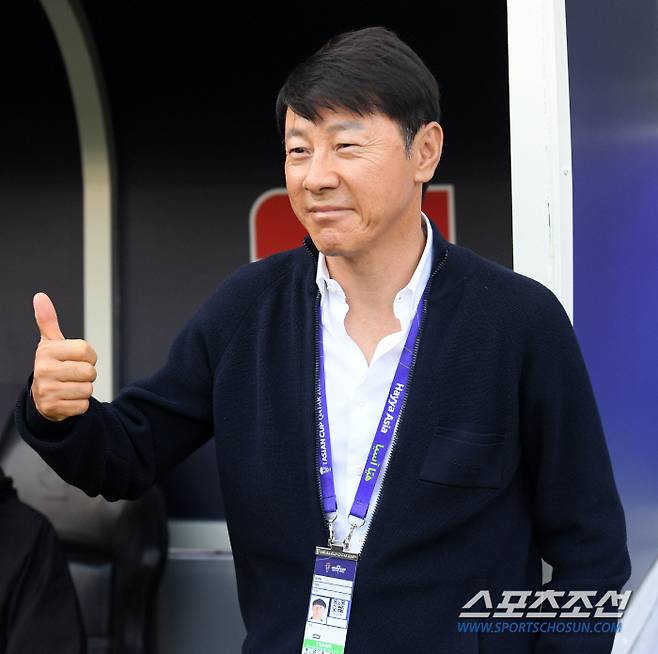 김상식은 신태용처럼 할 수 없다...동남아 뒤흔든 귀화정책, 베트남은 불가능